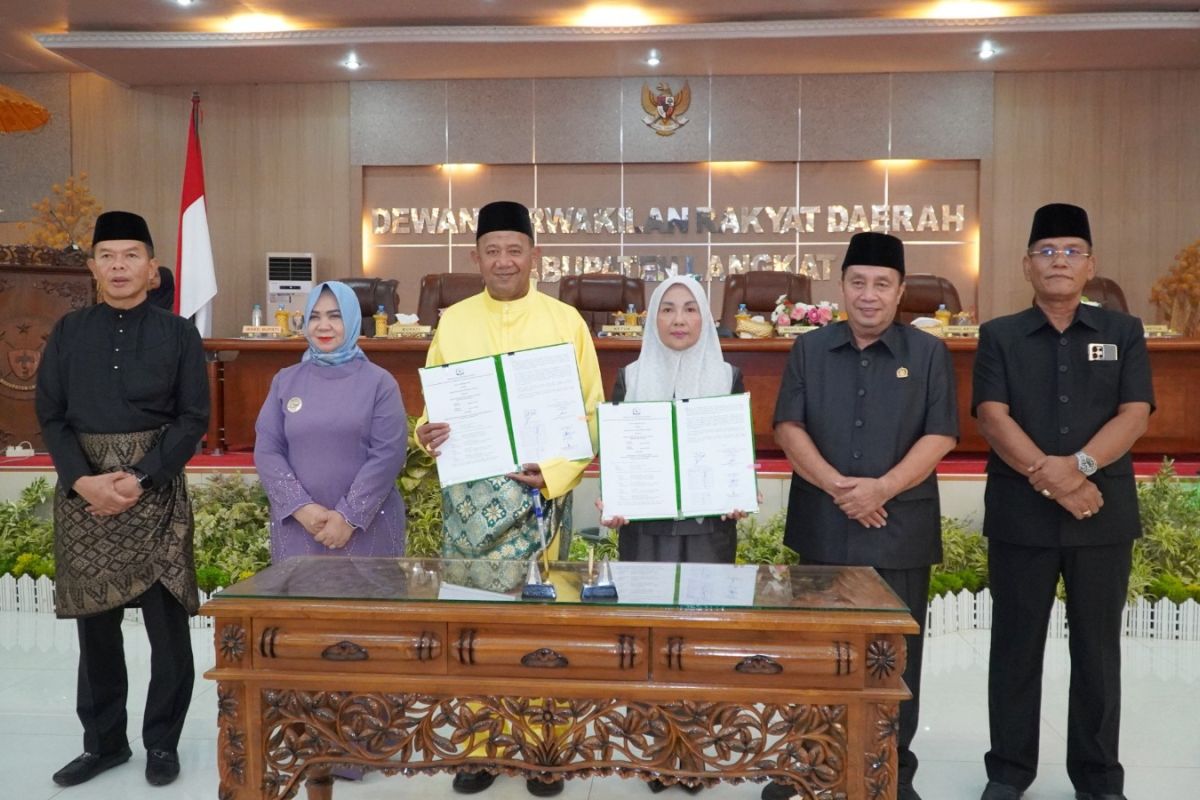 Pemkab Langkat dan DPRD tanda tangani KUPA