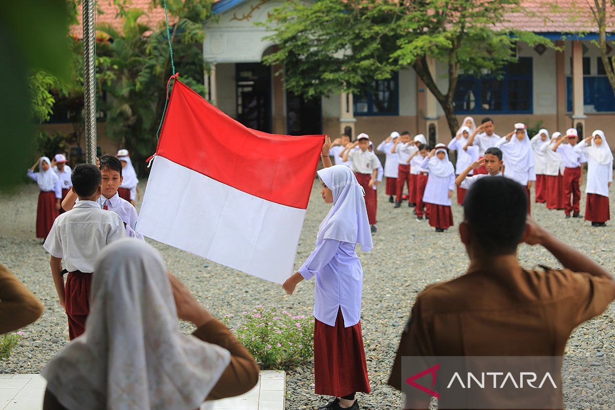 Aturan dan tata cara pengibaran bendera Merah Putih HUT ke-80 RI