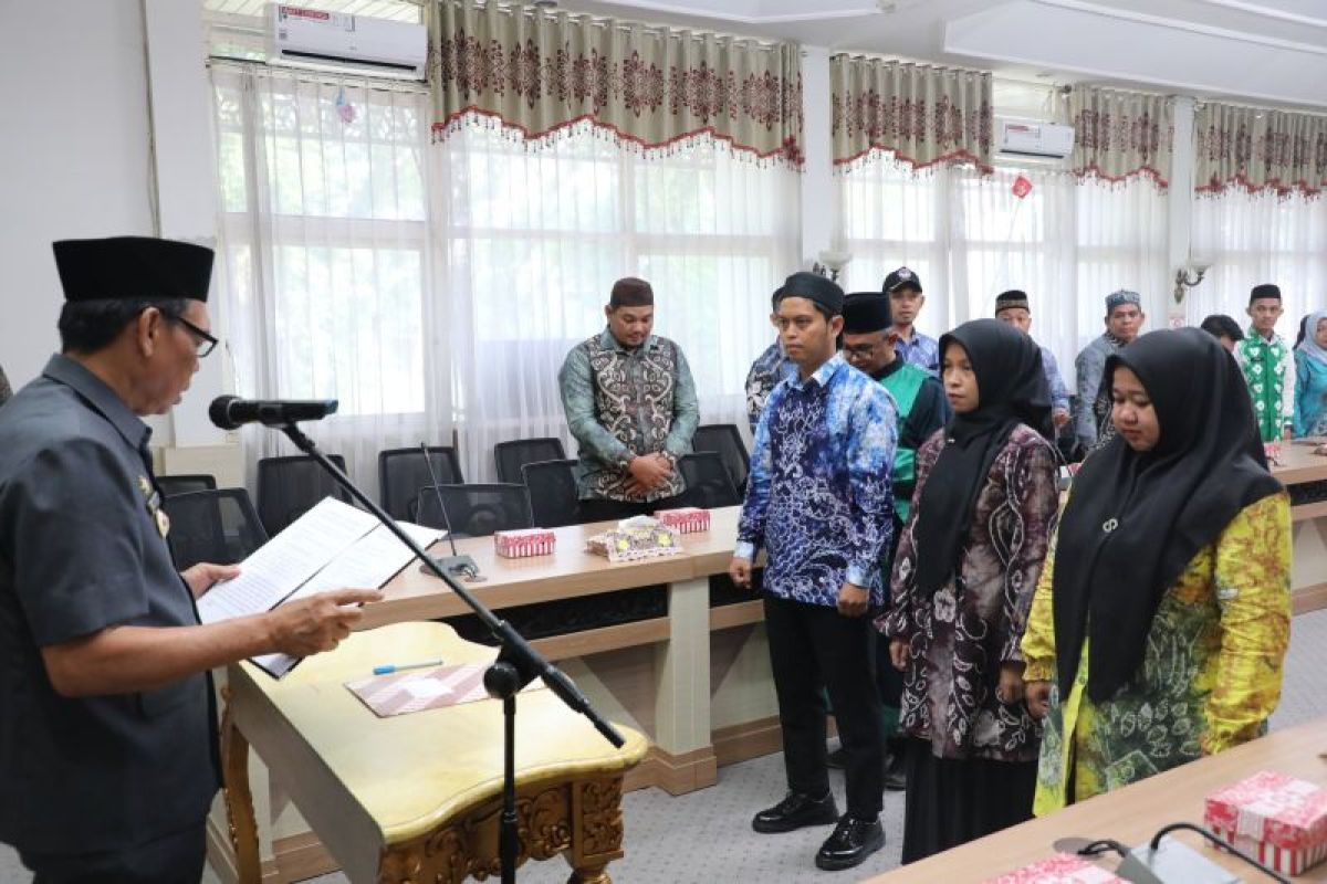 Wabup HSS harapkan anggota BPD PAW kawal arah kebijakan pemerintah desa