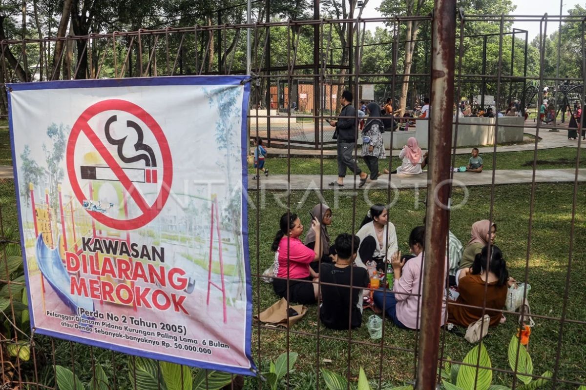 Pansus Raperda KTR pastikan hak pedagang rokok terakomodir