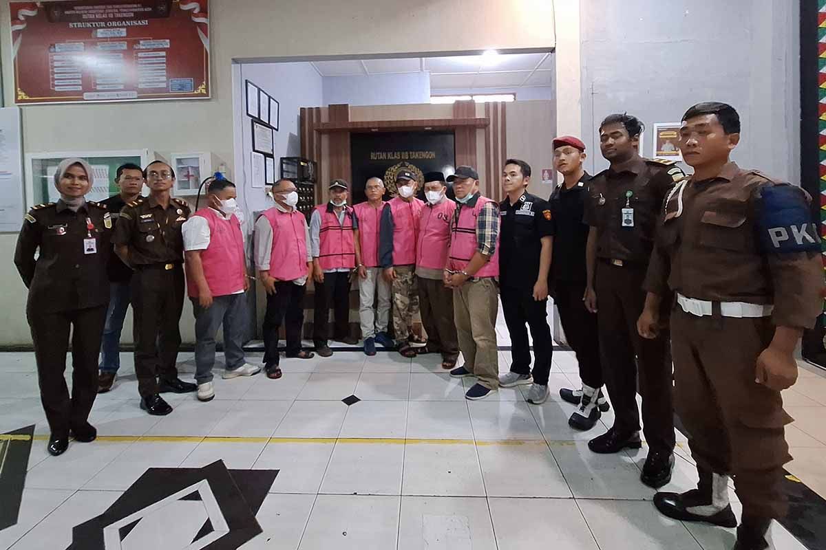 Kejari Aceh Tengah tahan tujuh tersangka korupsi pembangunan pasar
