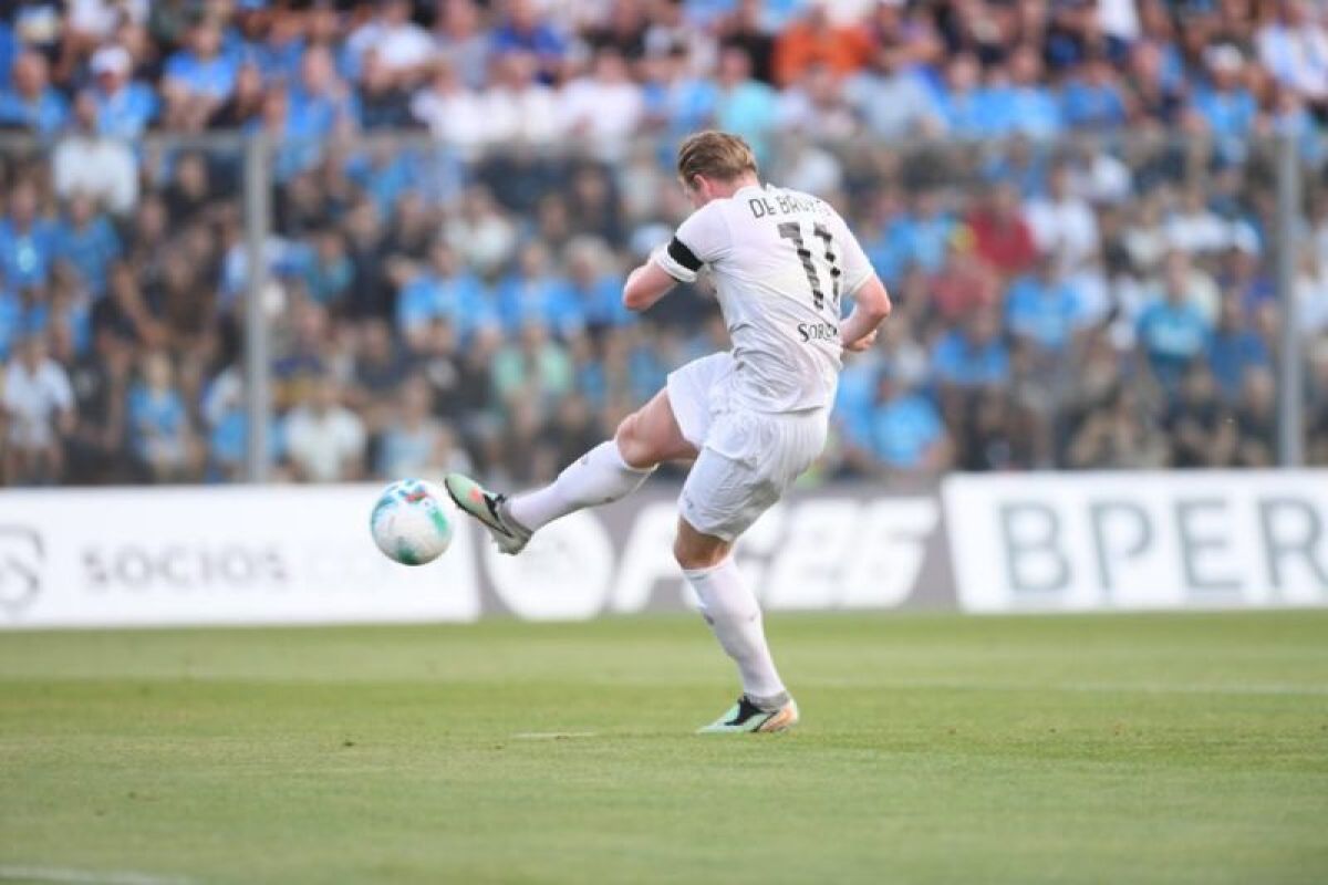 Napoli menang 2-1 atas Olympiakos