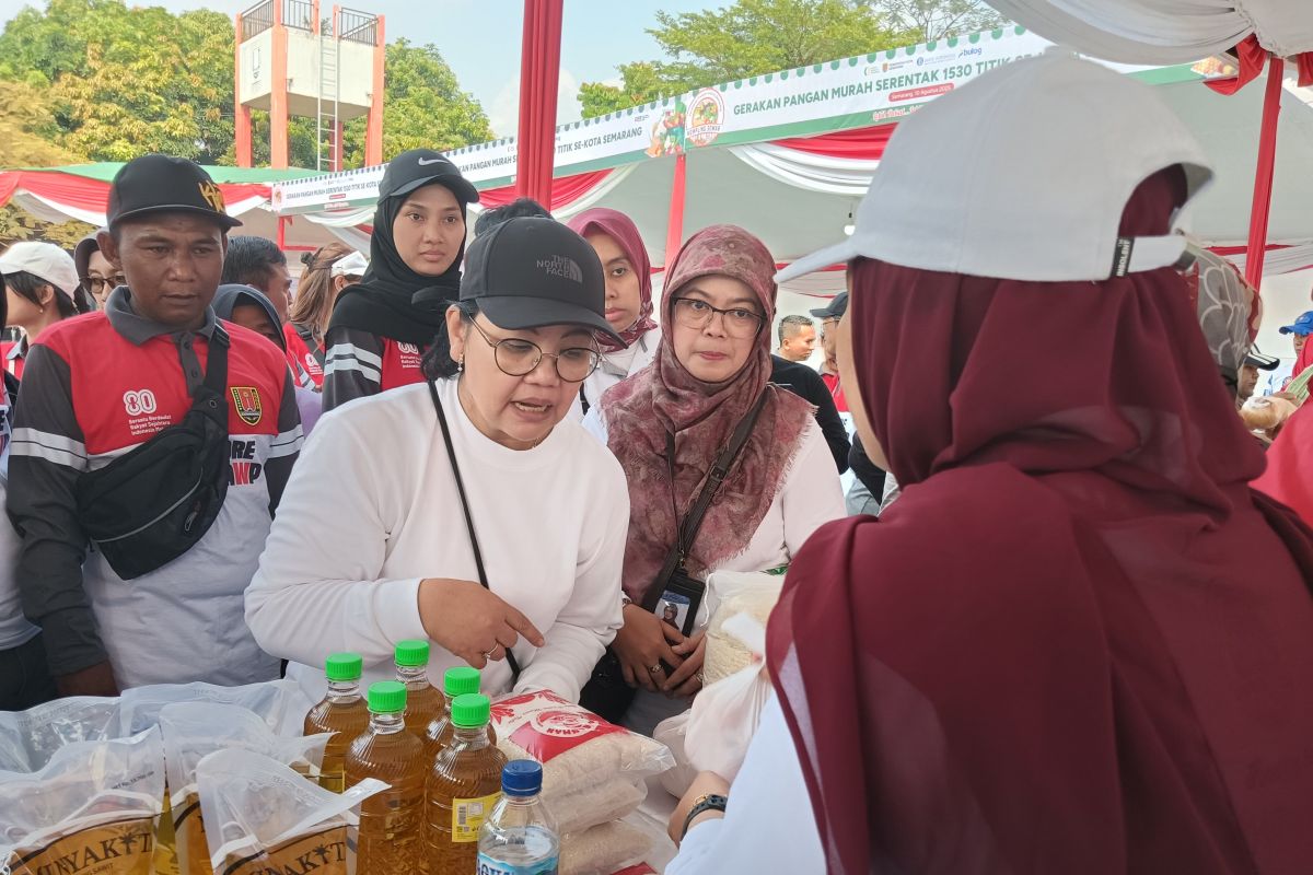 BI dan Pemkot Semarang gelar Gerakan Pangan Murah di 1.530 titik
