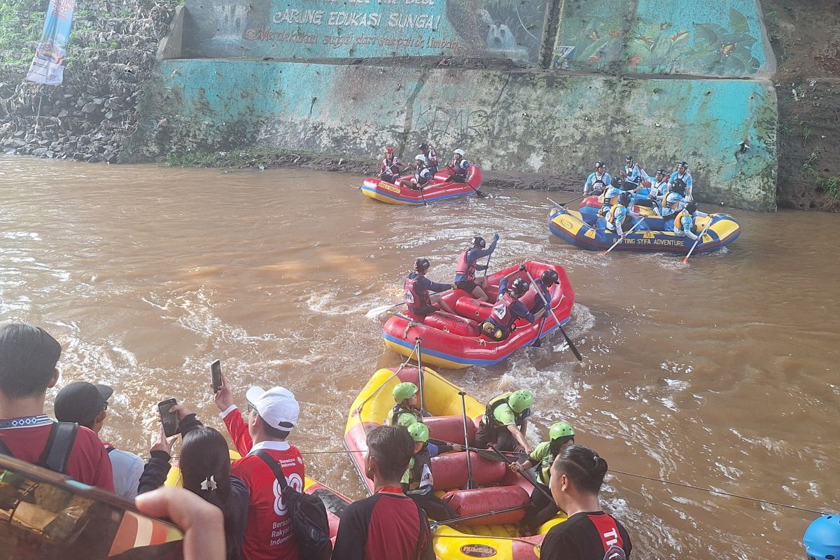 KLH ungkap sejumlah penyebab penurunan kualitas Sungai Ciliwung