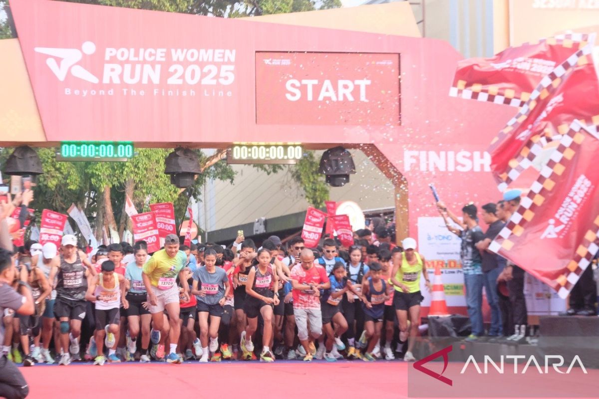Diikuti ribuan pelari, Polresta Bukittinggi sukses gelar Police Women Run 2025
