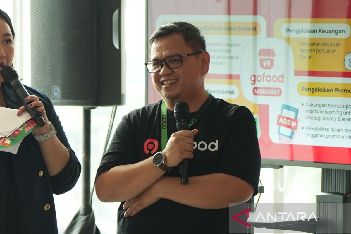 Zia Ulhaq talenta digital yang berkontribusi untuk mitra UMKM GoFood 