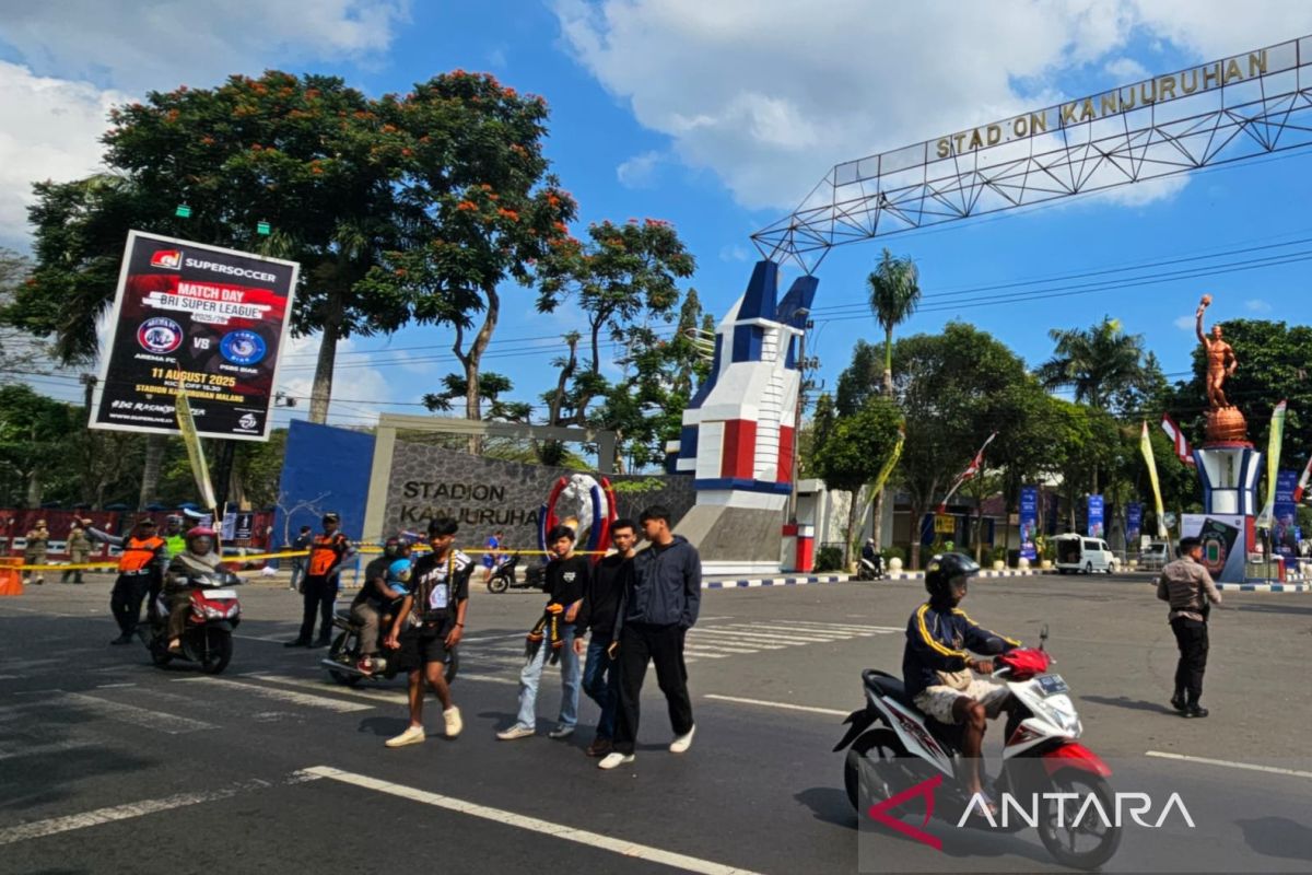 1.402 personel gabungan kawal laga Arema vs PSBS di Kanjuruhan