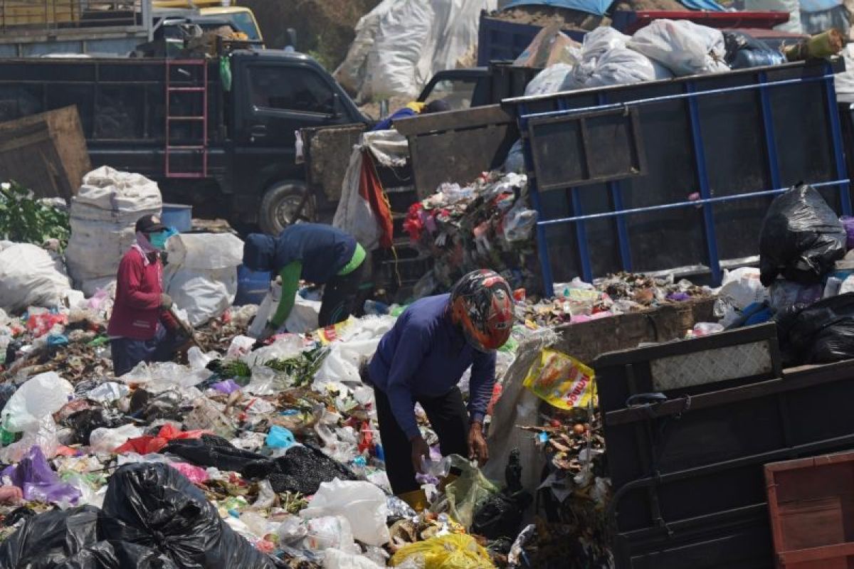 Babel kemarin, Kabupaten layak anak dan Pangkalpinang bentuk bank sampah