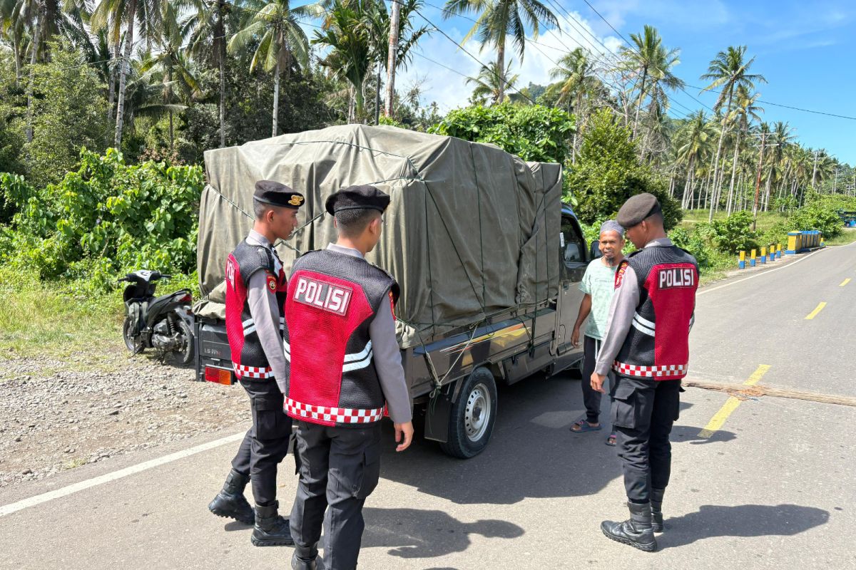 Polresta Tidore  razia di pos lintas cegah peredaran minuman keras