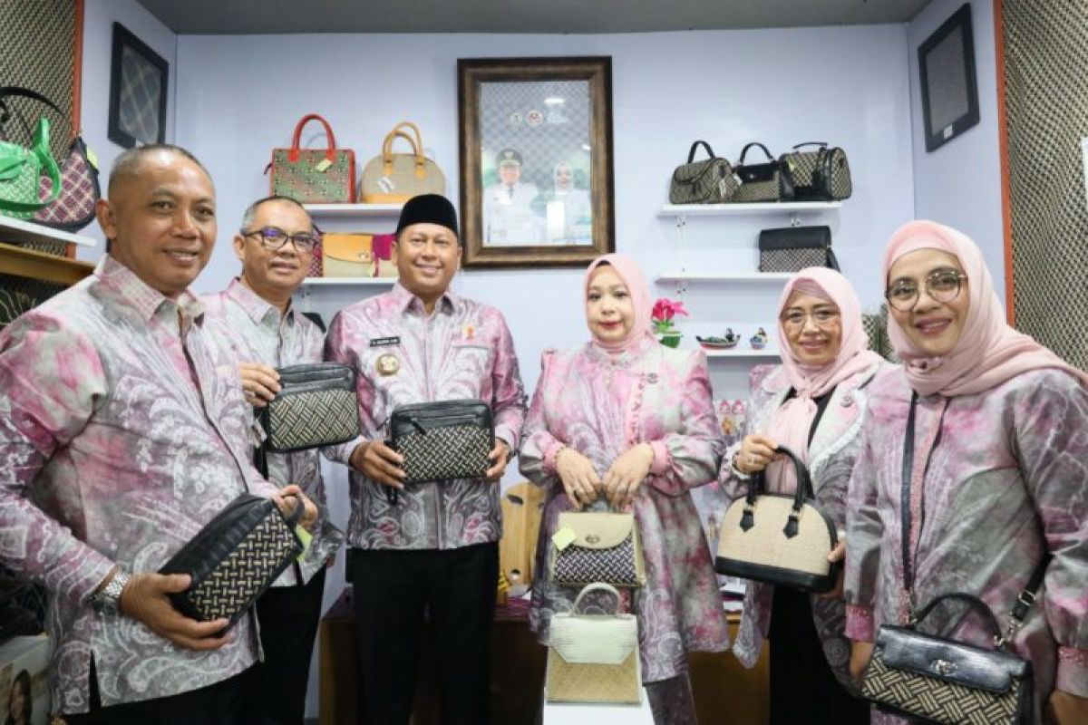 Bupati H Bahrul Ilmi :  Kalsel Expo 2025 momentum promosikan potensi daerah