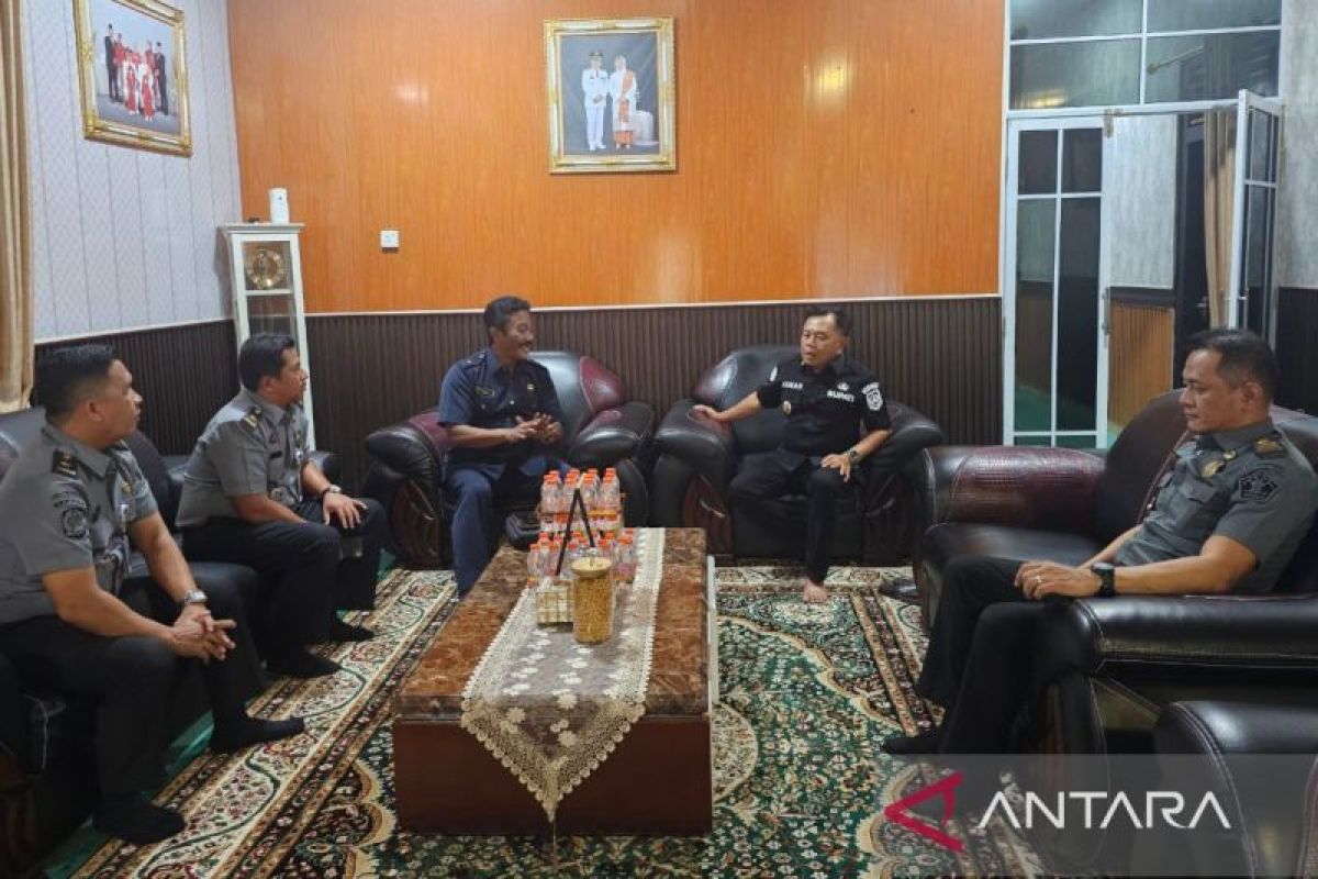 Perketat pengawasan dan layanan, Imigrasi Selatpanjang gandeng Pemkab Meranti