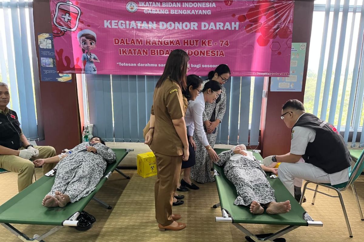 Pemkab Bengkayang gelar donor darah semarakkan HUT ke-80 RI