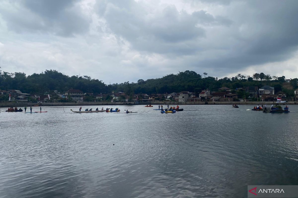 KSAD: 2-3 bulan, Situ Bagendit di Garut sudah bersih dari eceng gondok