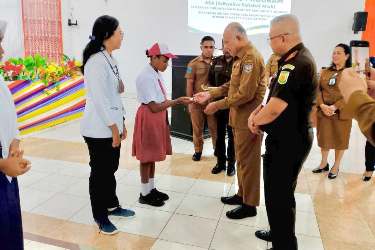 Pemkab Kaimana dan Kejari percepat penerbitan KIA dan akta lahir