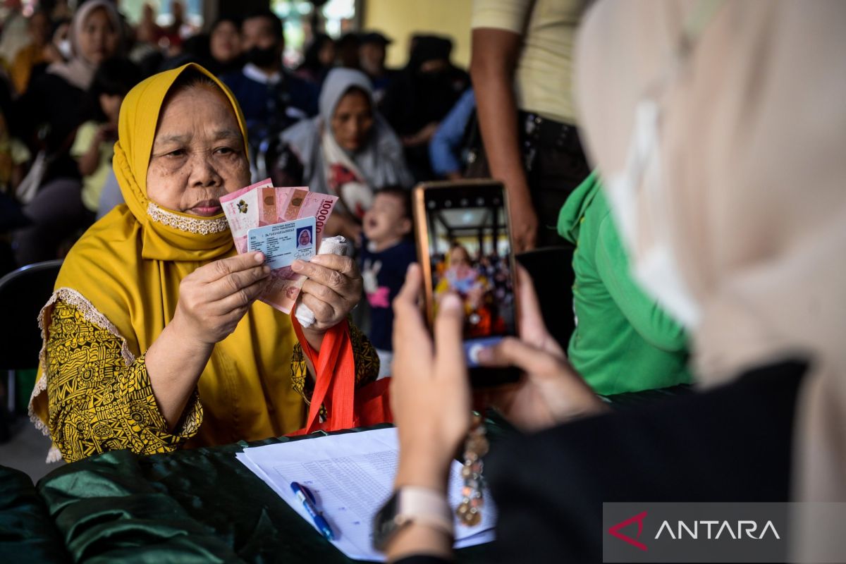 Ministry cuts social aid for 55,000 ineligible recipients