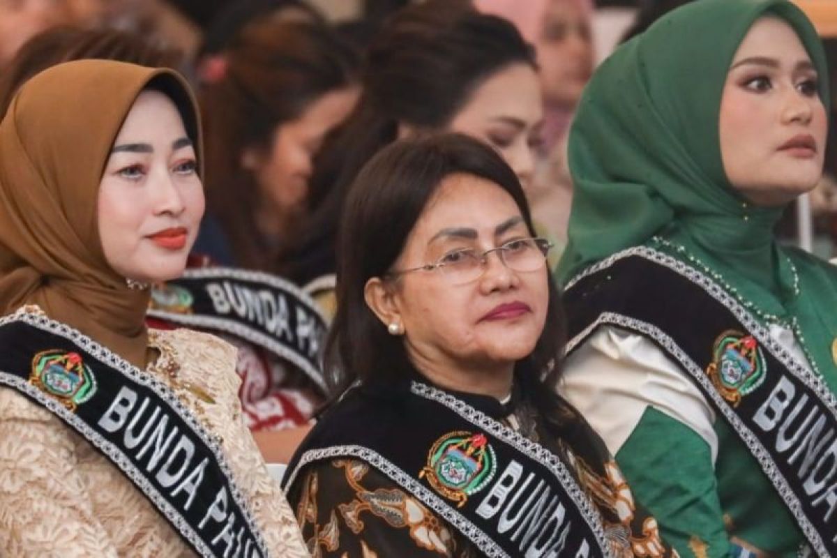 Liswati dikukuhkan sebagai Bunda PAUD dan Bunda Literasi Pematangsiantar