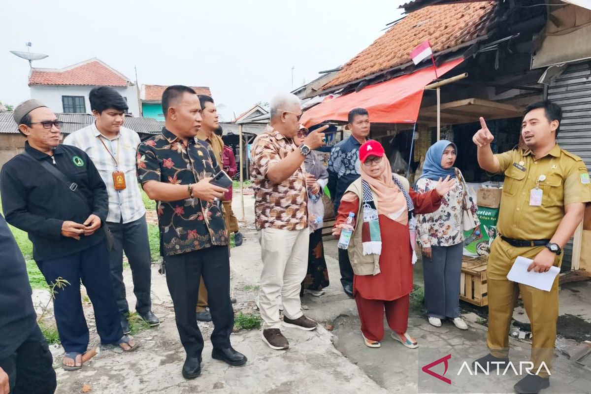 Legislator Bekasi pastikan akselerasi relokasi pedagang Pasar Bojong