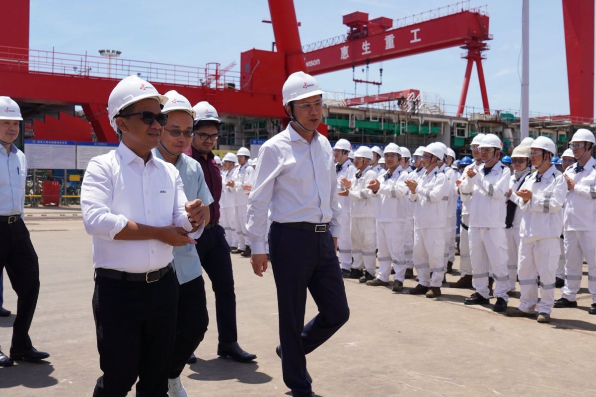 Menteri ESDM bidik kilang FLNG Lapangan AKM Fakfak rampung 2027
