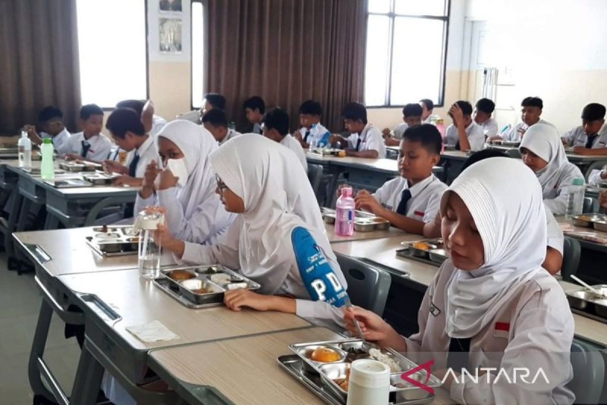 Pemprov sebut MBG perkuat program kesehatan di sekolah