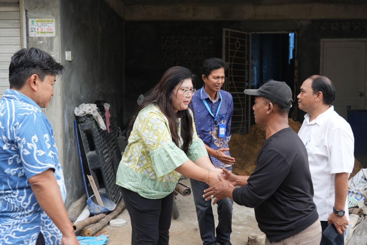 BP Batam kirim mobil tangki, tangani gangguan suplai air di Bengkong