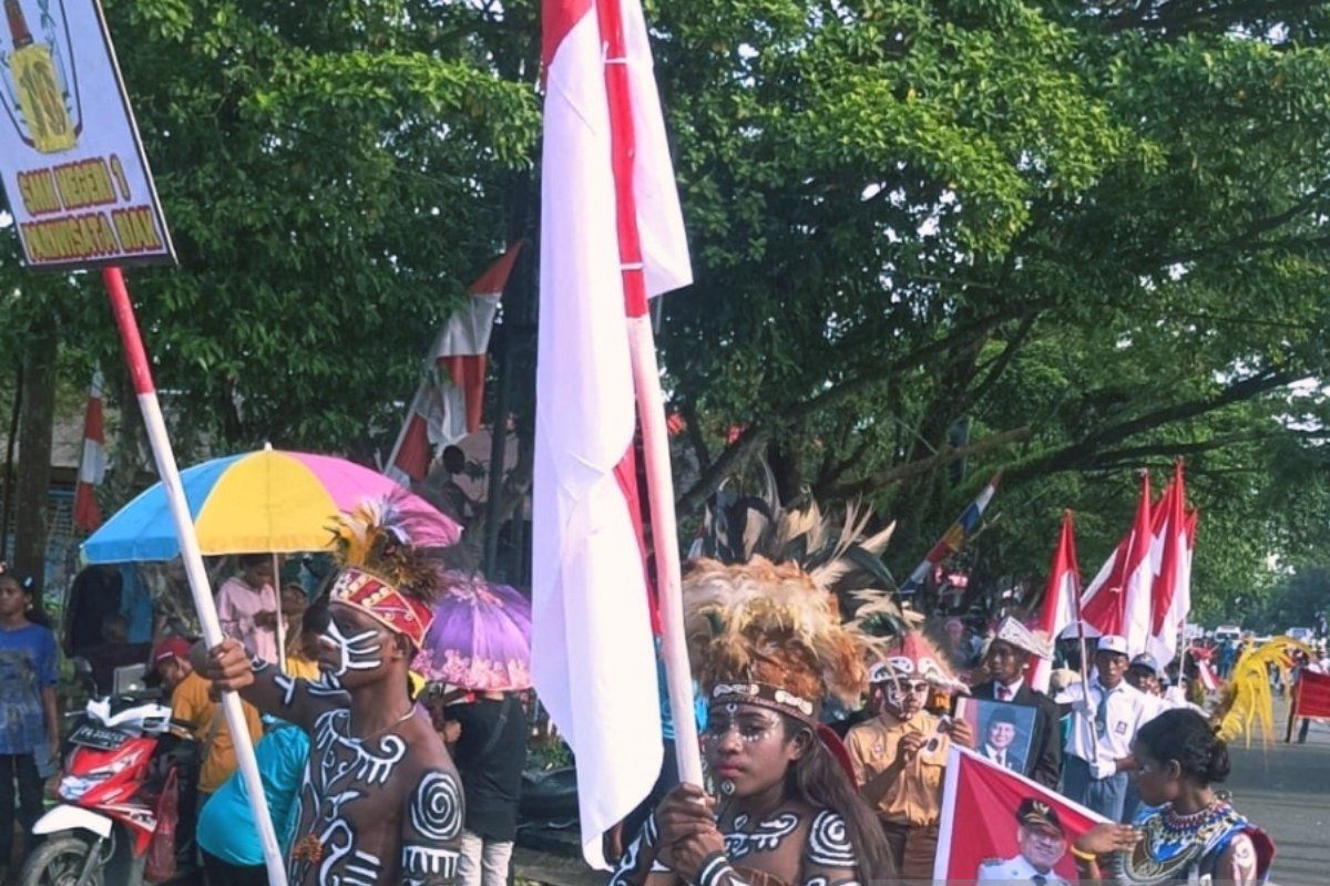 Disdik Biak: 20 ribu siswa meriahkan karnaval HUT ke-80 RI
