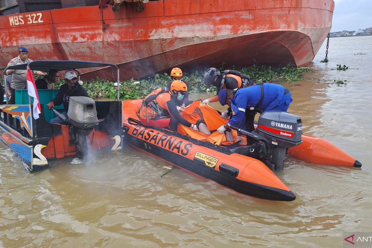 Jasad bocah yang tenggelam di Sungai Musi ditemukan