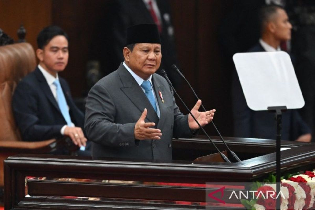 Article 33 of Constitution protects Indonesia's economy: Prabowo