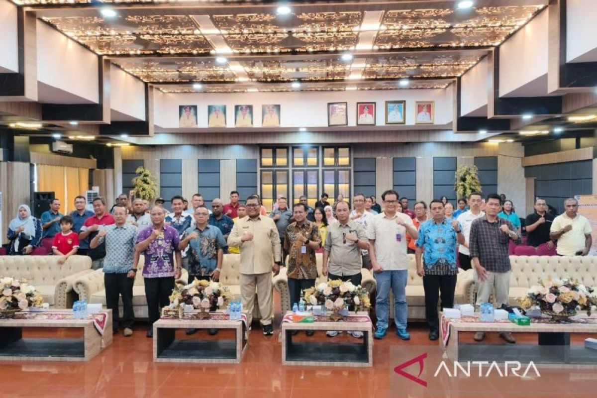 Pemkab Manokwari gelar konsultasi publik matangkan RPJPD 2025--2045