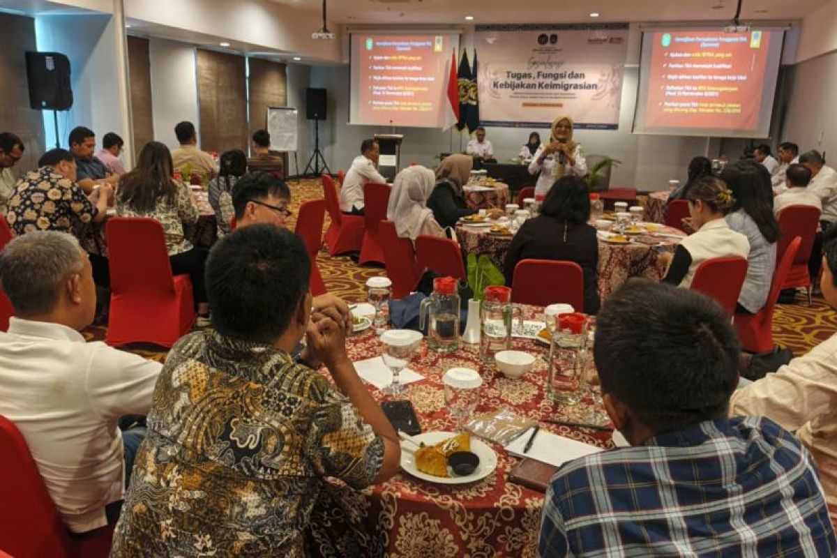 Imigrasi Kalbar Perkuat Tata Kelola TKA Lewat Kebijakan Baru