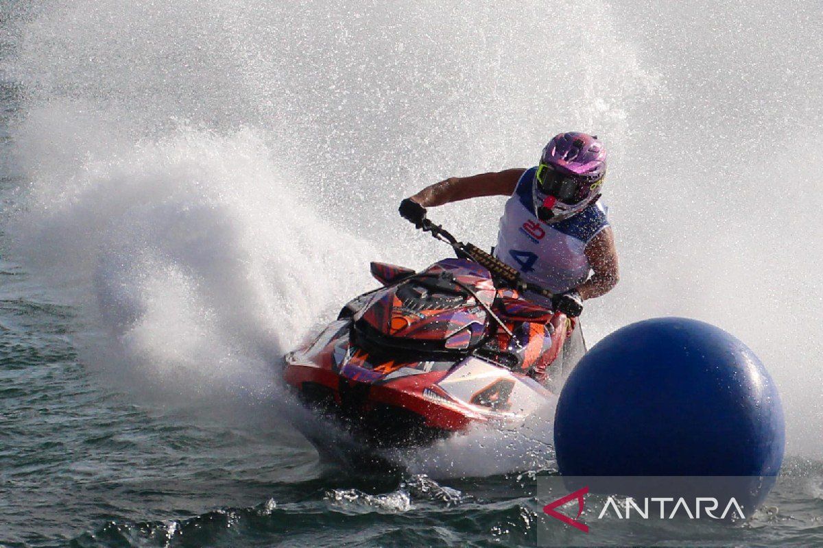 Pembalap Prancis juara Aquabike 2025 Toba kategori Runabout GP1