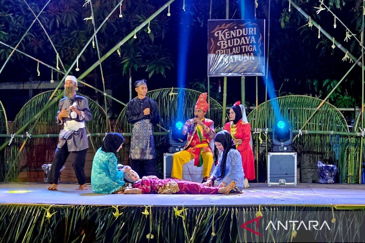 Merawat tradisi di tapal batas dengan kenduri budaya