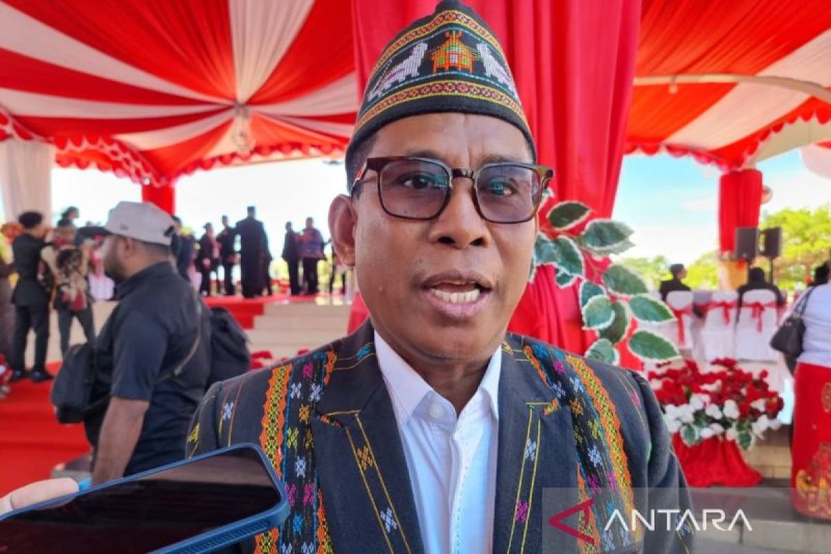 Ketua Flobamora ajak publik dukung percepatan pembangunan Papua Barat