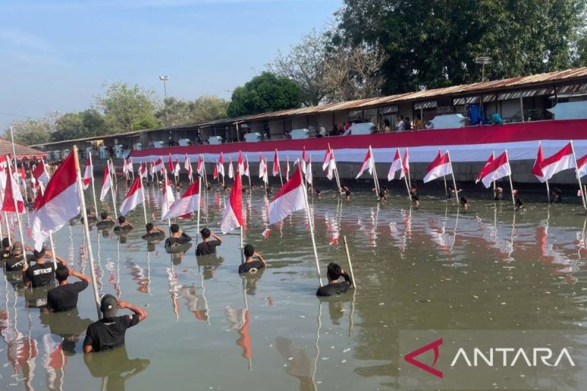 Kibarkan bendera di kanal pemuda Serang Banten angkat potensi wisata