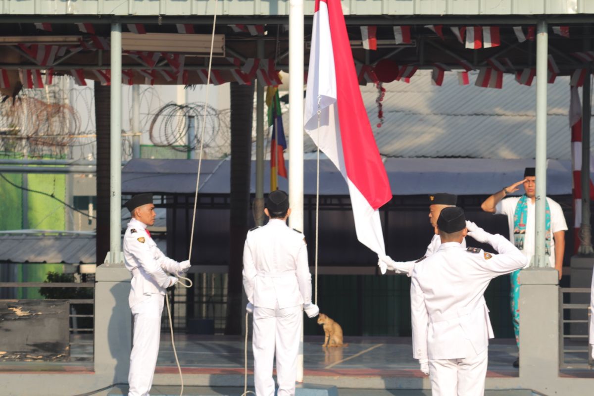 HUT Ke-80 RI, napi terorisme kibarkan Merah Putih di Lapas Cipinang
