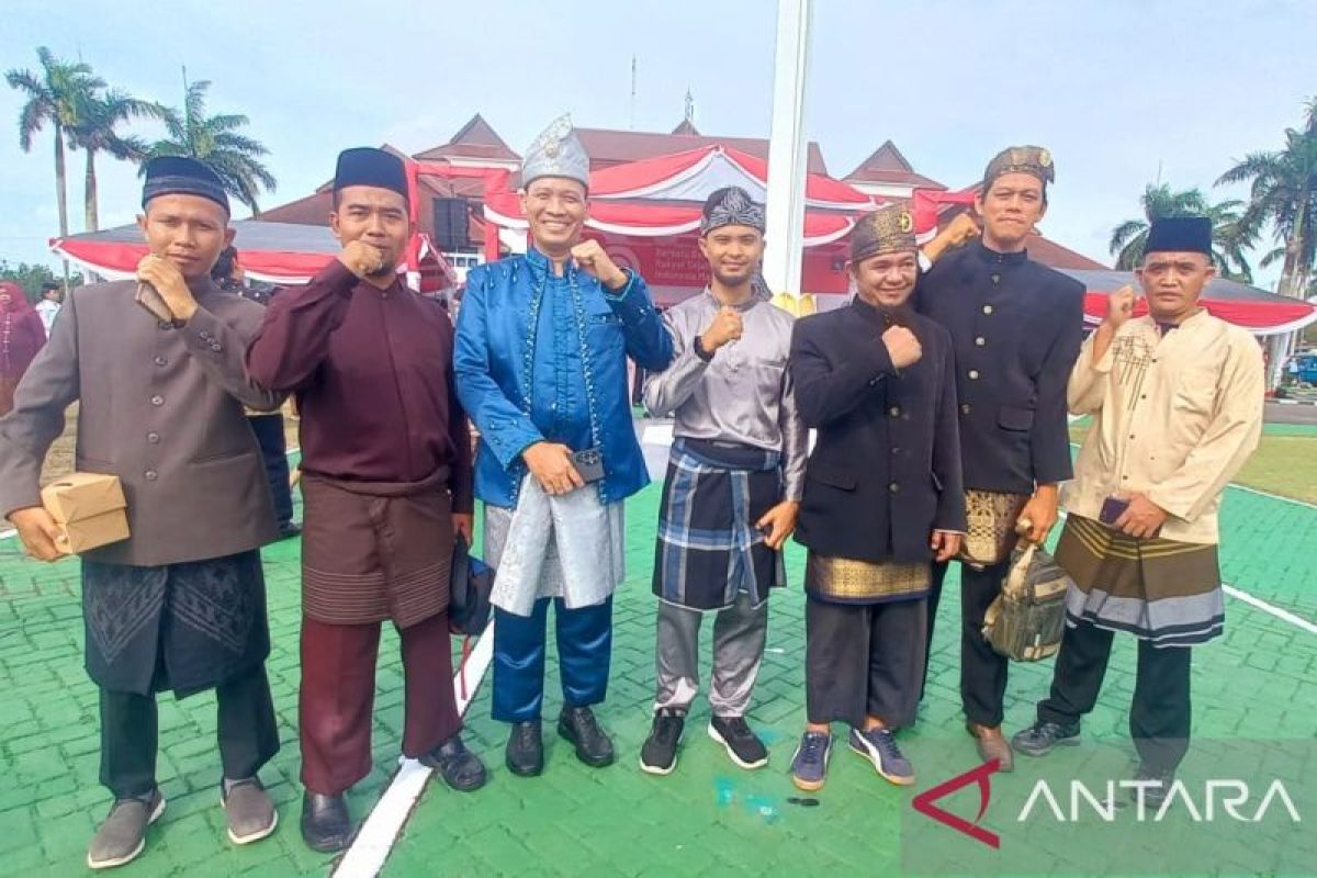 Enam eks napiter ikut Upacara HUT ke-80 RI di halaman Kantor Gubernur Bangka Belitung