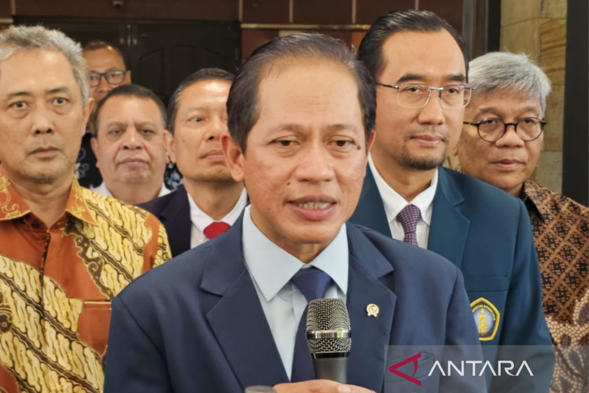 Menteri LH gencarkan proses daur ulang tangani masalah sampah plastik