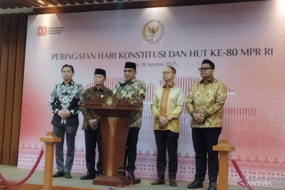 Ketua MPR: Hari Konstitusi ingatkan UUD adalah sumbu semua aturan