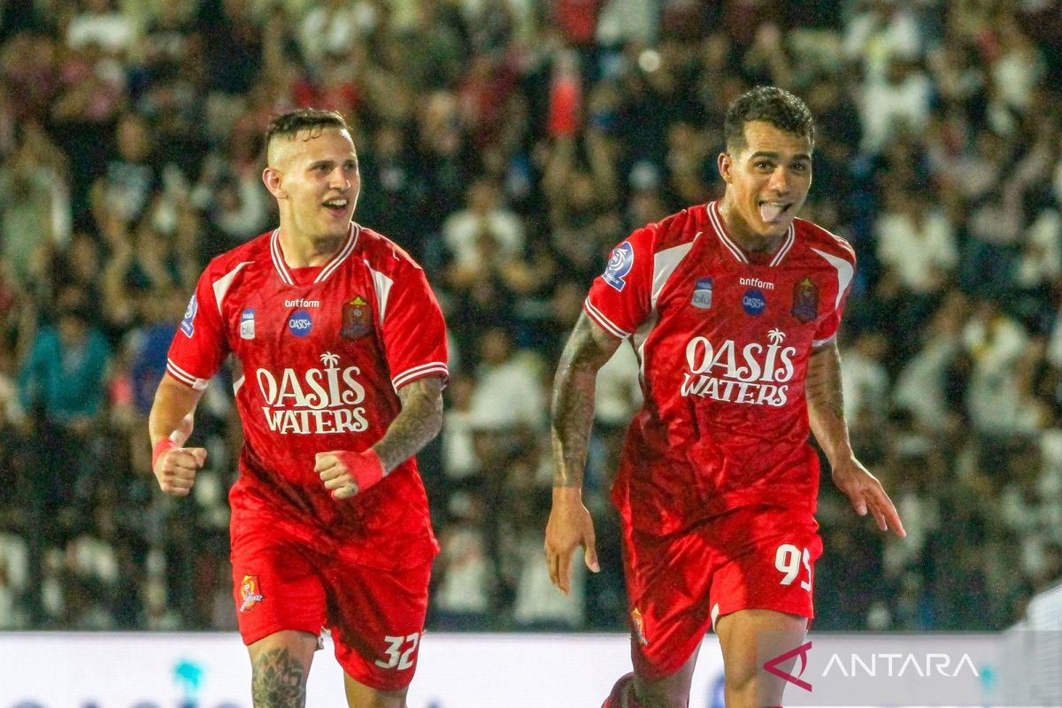 Bojan Hodak sebut gol kedua ke gawang Persib adalah kebodohan
