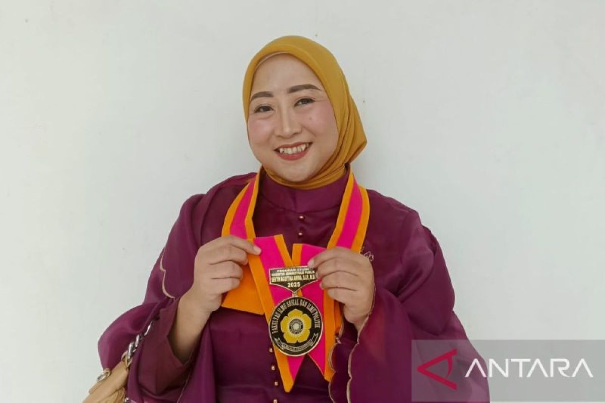 Magister Unsri penerima beasiswa Medikbudristek berhasil lulus dengan IPK 4.0