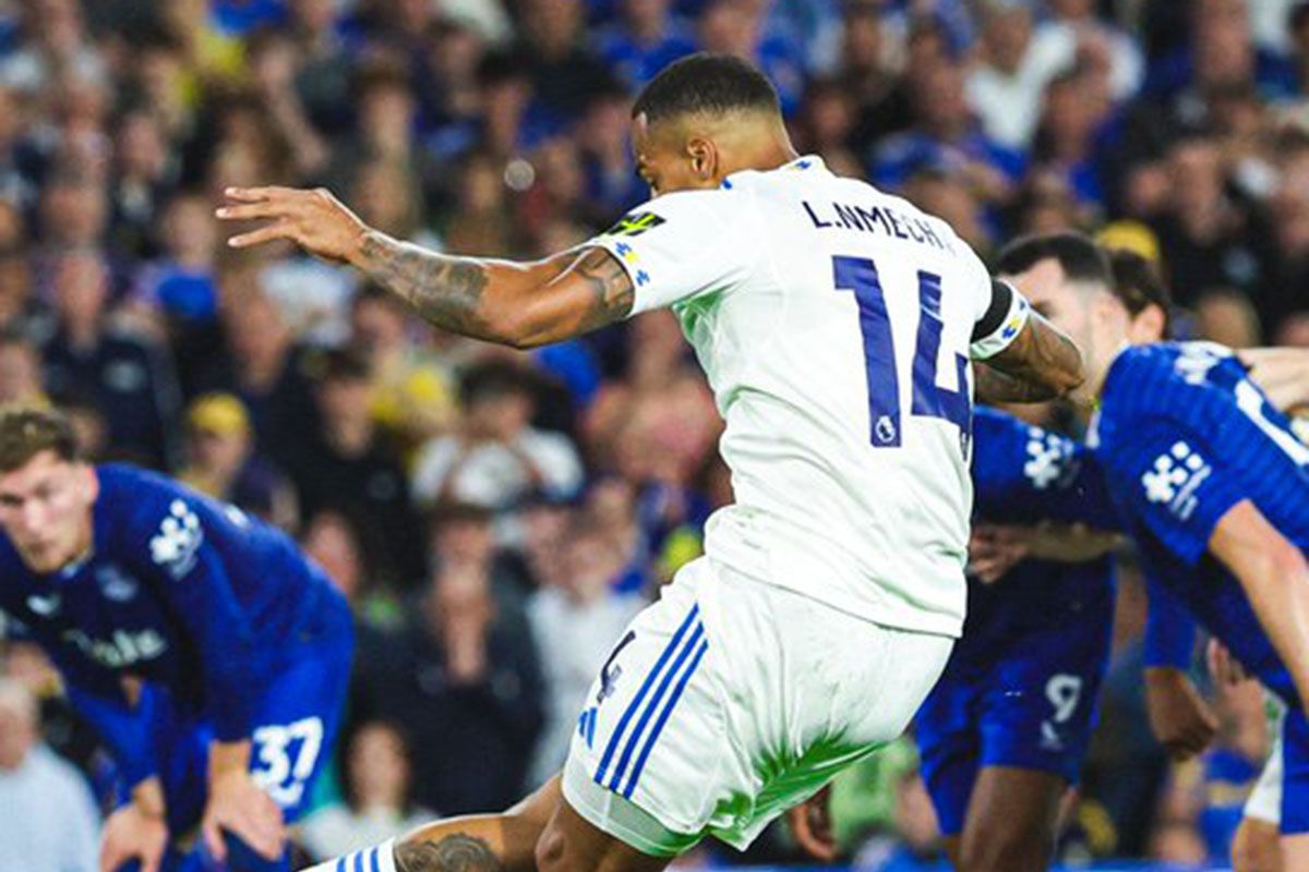 Leeds United raih kemenangan tipis 1-0 atas Everton di pekan pembuka