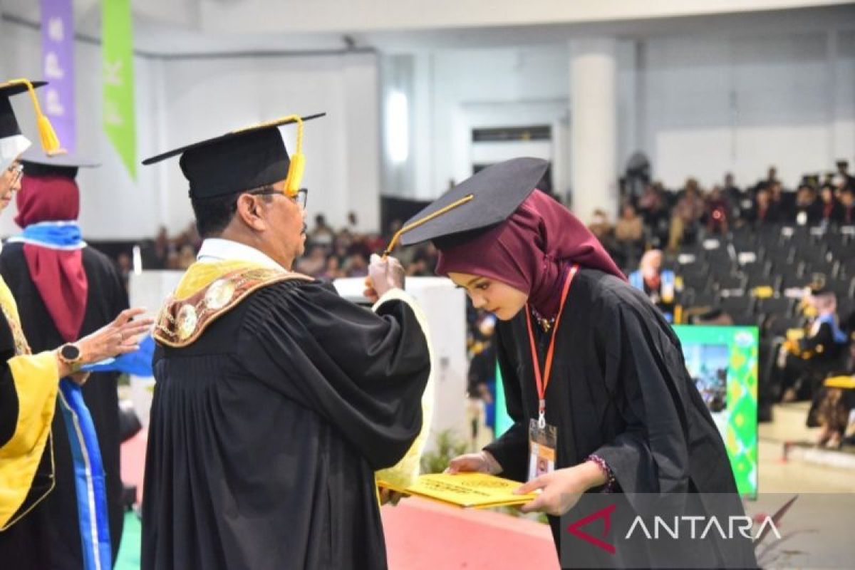 Rektor Unimed dorong para lulusan jadi ilmuan kreatif dan  inovatif