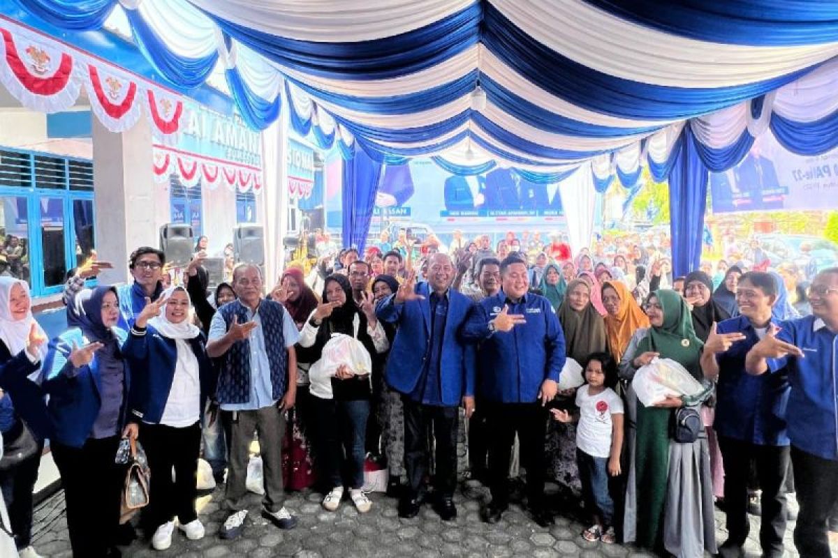 PAN Sumut salurkan 3.000 paket sembako kepada masyarakat sambut HUT ke-27