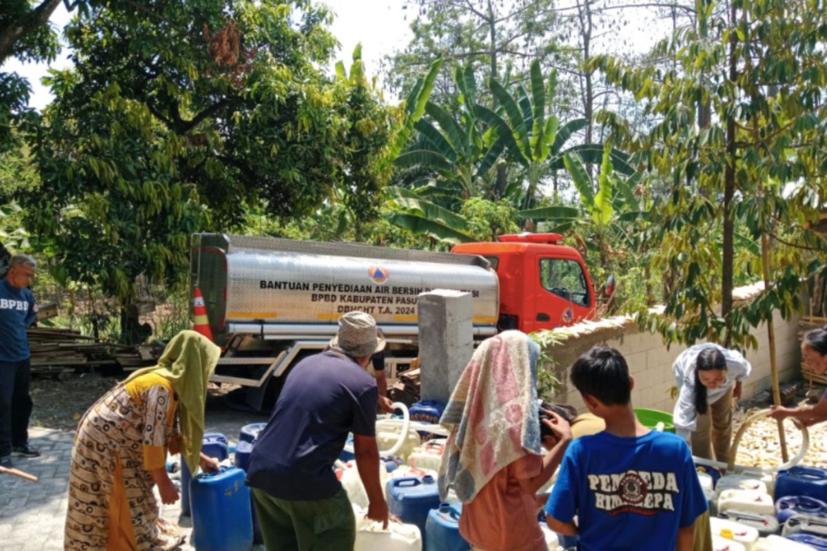BPBD Pasuruan salurkan air bersih bantu warga terdampak kekeringan