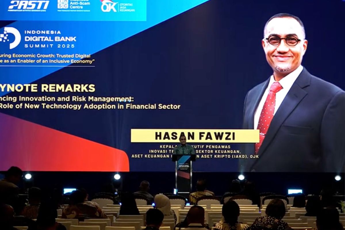OJK sebut tantangan ITSK jaga keseimbangan inovasi & manajemen risiko