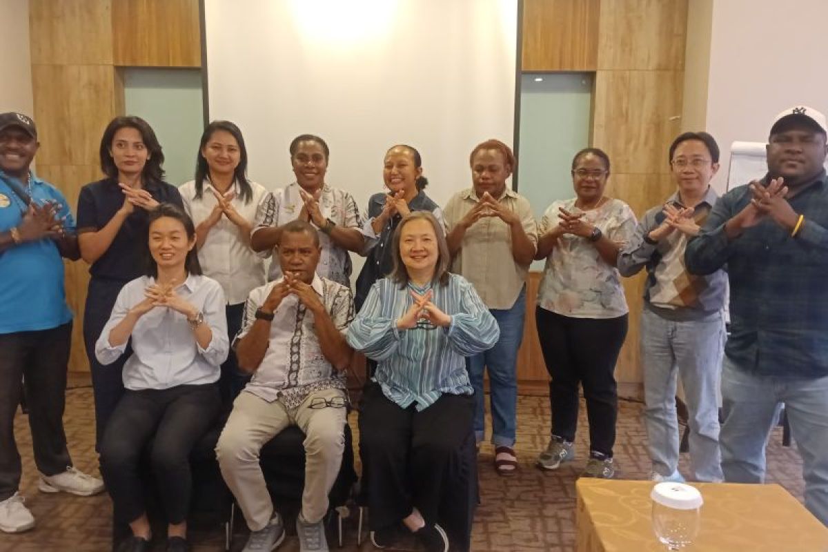 YPMAK gelar pelatihan Global Reporting Initiative