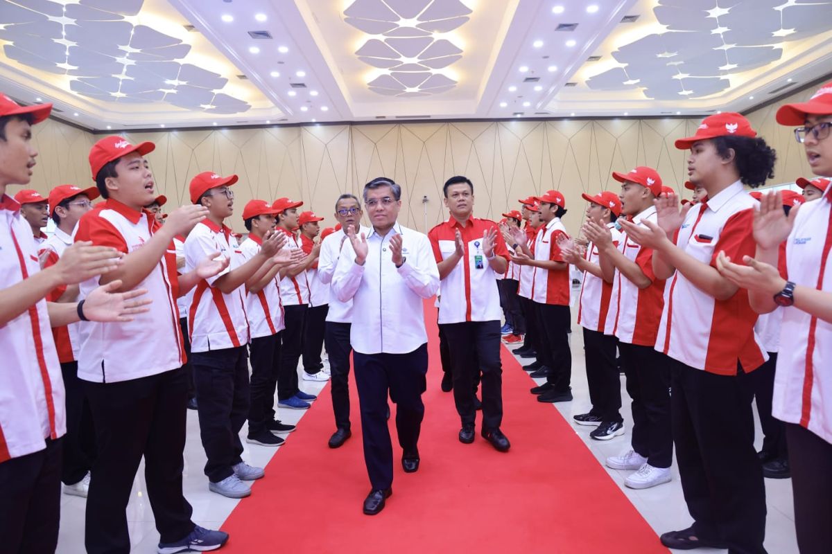 Menaker lepas delegasi Indonesia ke ajang WorldSkills ASEAN 2025