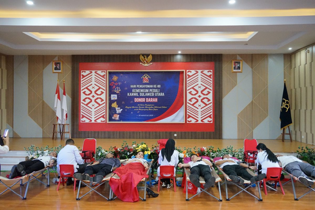 Kemenkum Sulut gelar donor darah peringati Hari Pengayoman ke-80