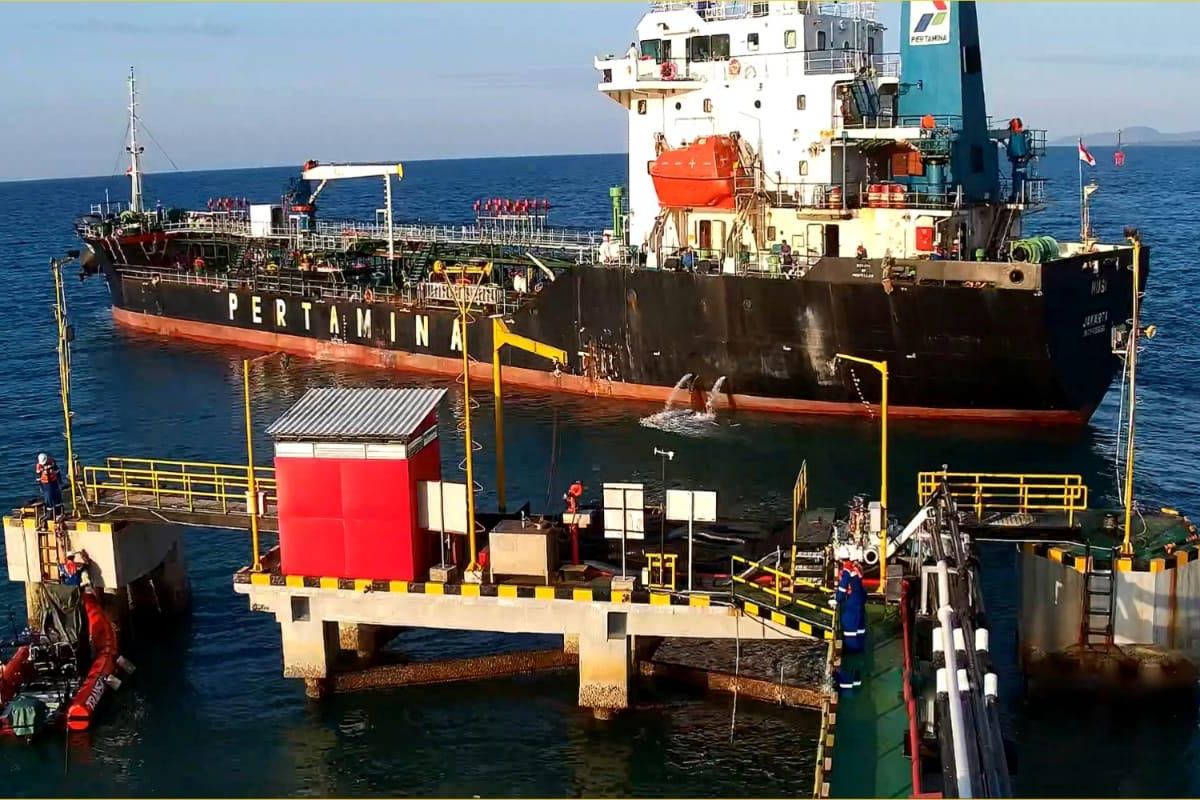 Pertamina memperkuat armada atasi kelangkaan BBM di Labuan Bajo