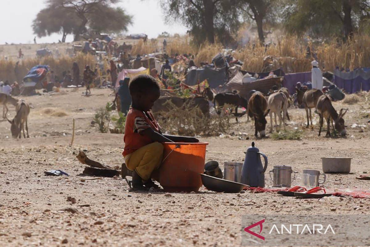 Catatan kehidupan -- kisah kelaparan dan harapan di Darfur, Sudan