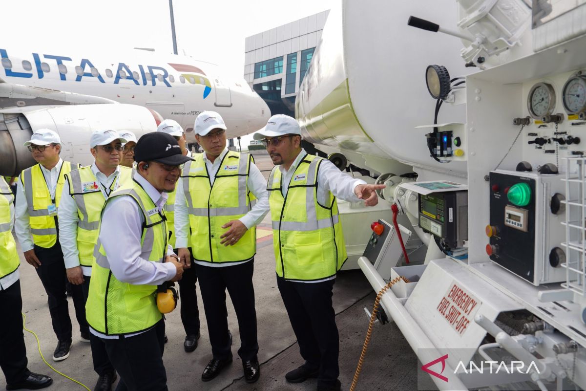 Indonesia promotes bioavtur to cut aviation emissions  